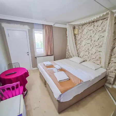 White Palace Büyükada 3*