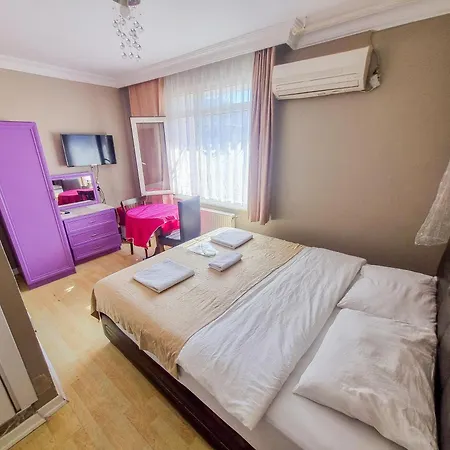White Palace Bueyuekada 3* Adalar