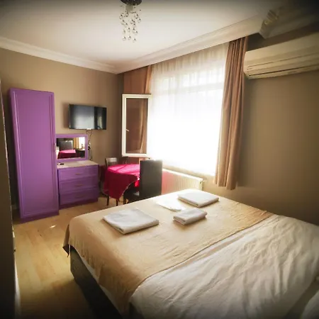 Hotel White Palace Bueyuekada 3*