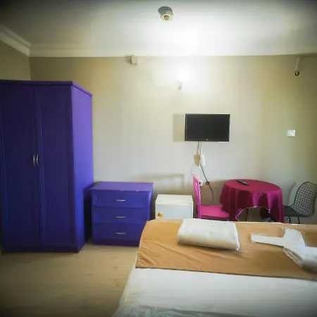 White Palace Bueyuekada 3*