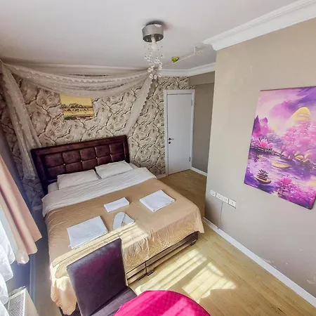 White Palace Bueyuekada 3* Adalar