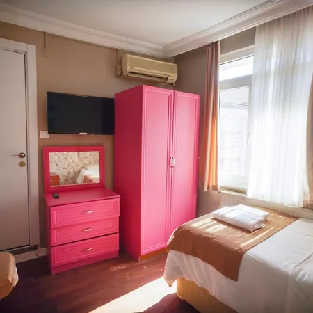 Hotel White Palace Bueyuekada 3*