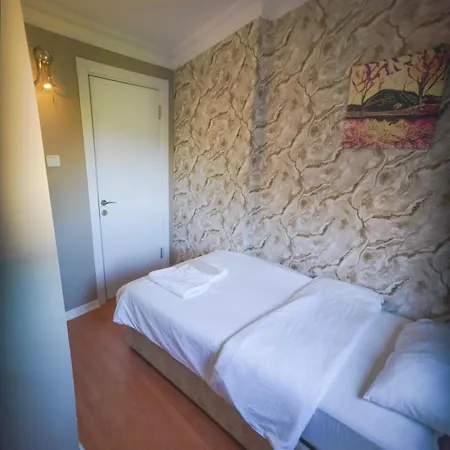 Hotel White Palace Bueyuekada 3*