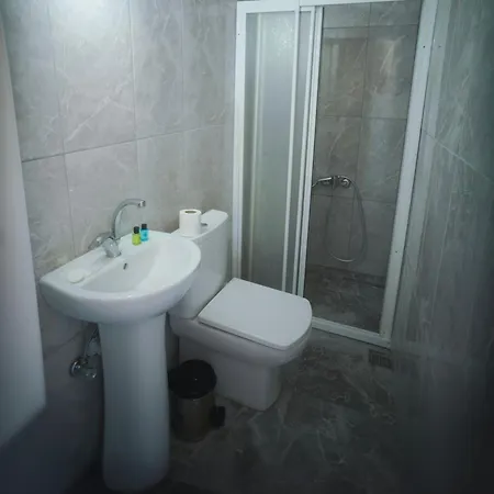 White Palace Bueyuekada Hotel 3*