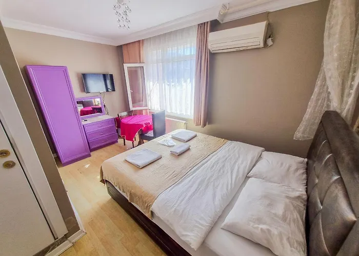 White Palace Bueyuekada 3* Adalar