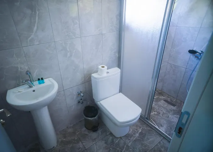 White Palace Bueyuekada Hotel 3*