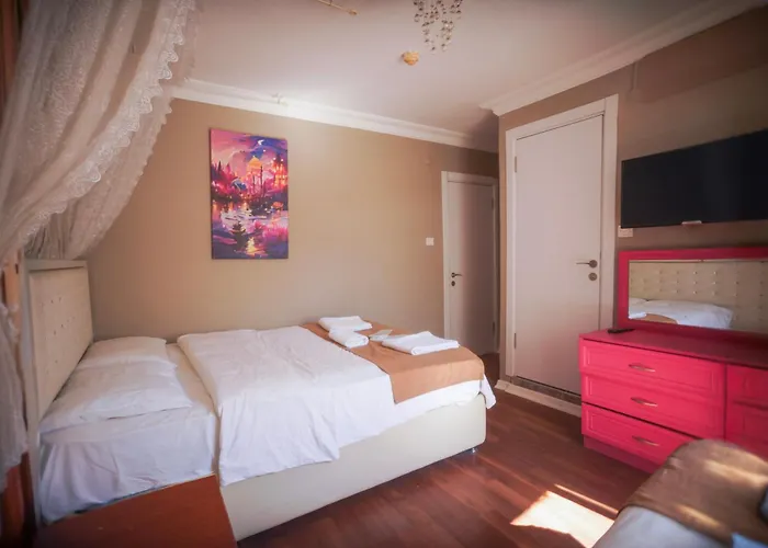 White Palace Bueyuekada 3*