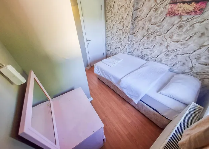 White Palace Bueyuekada Hotel 3*